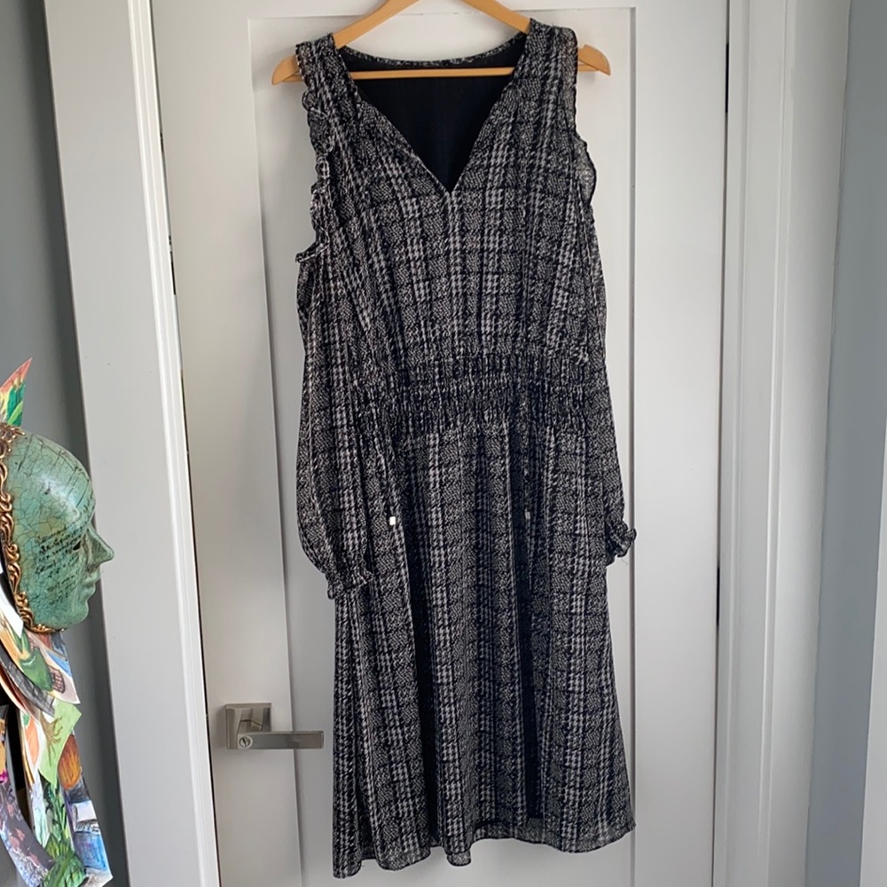 Michael Kors Hounds tooth Dress without tags